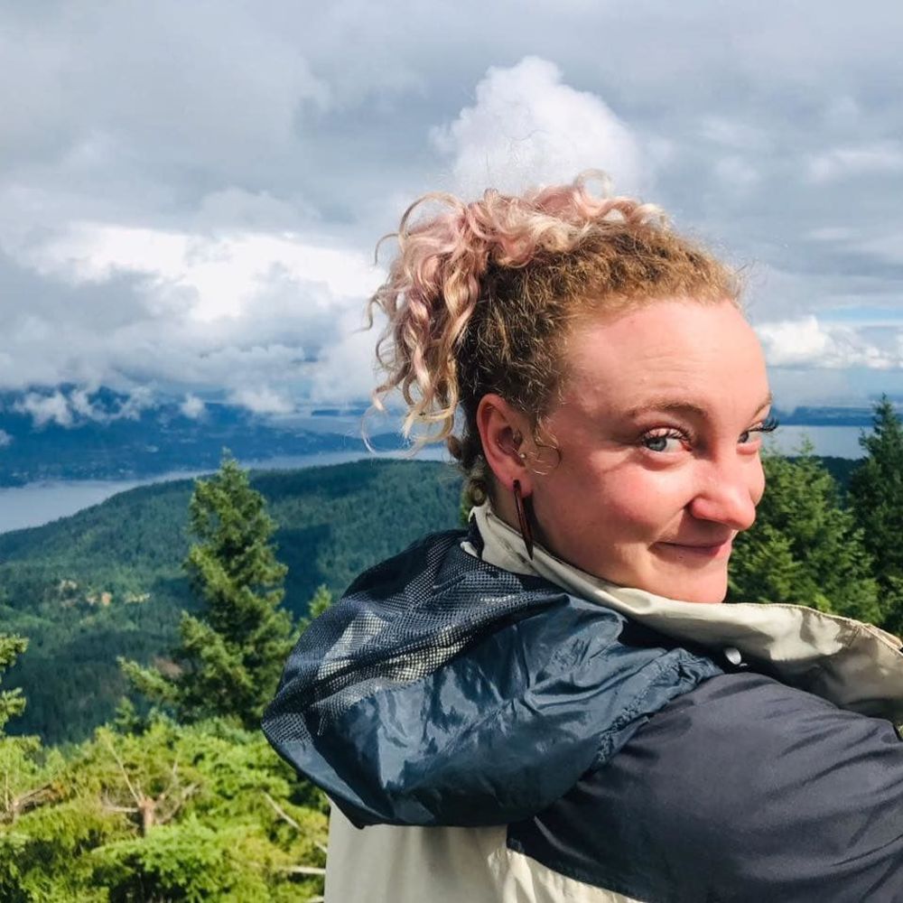 Meet your Posher, Rebecca